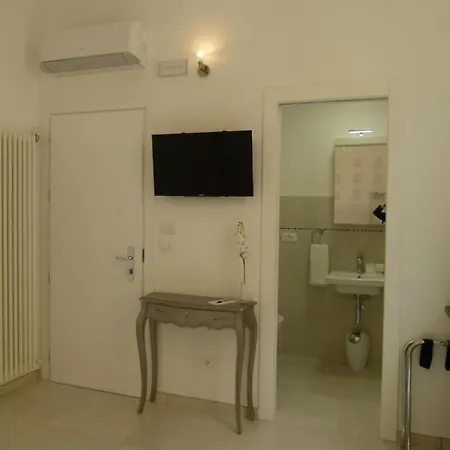 Piccola Stella ゲストハウス サンレモ